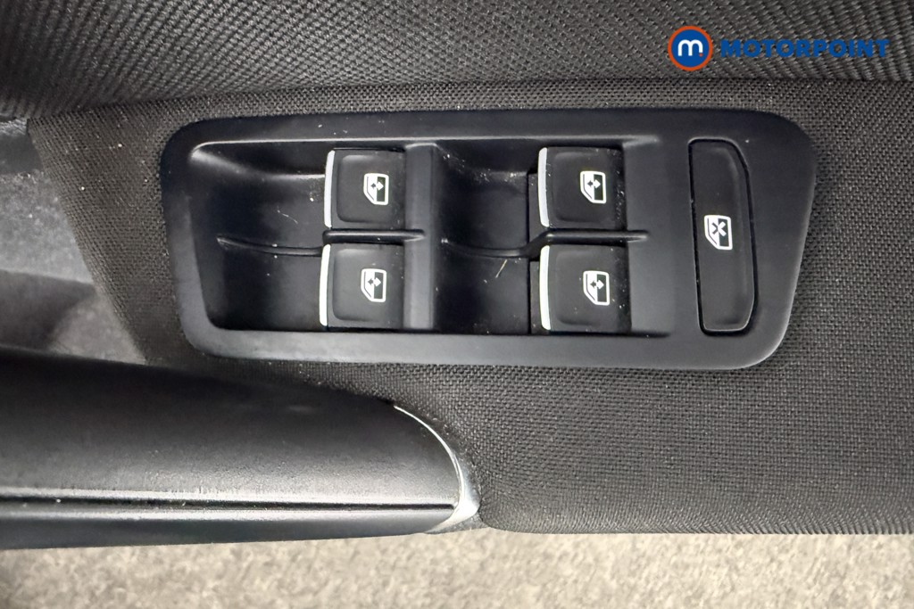 Used Volkswagen Golf 2019 for sale - 76394533: Photo 28