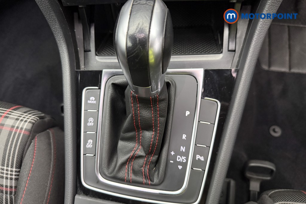 Used Volkswagen Golf 2019 for sale - 76394533: Photo 32