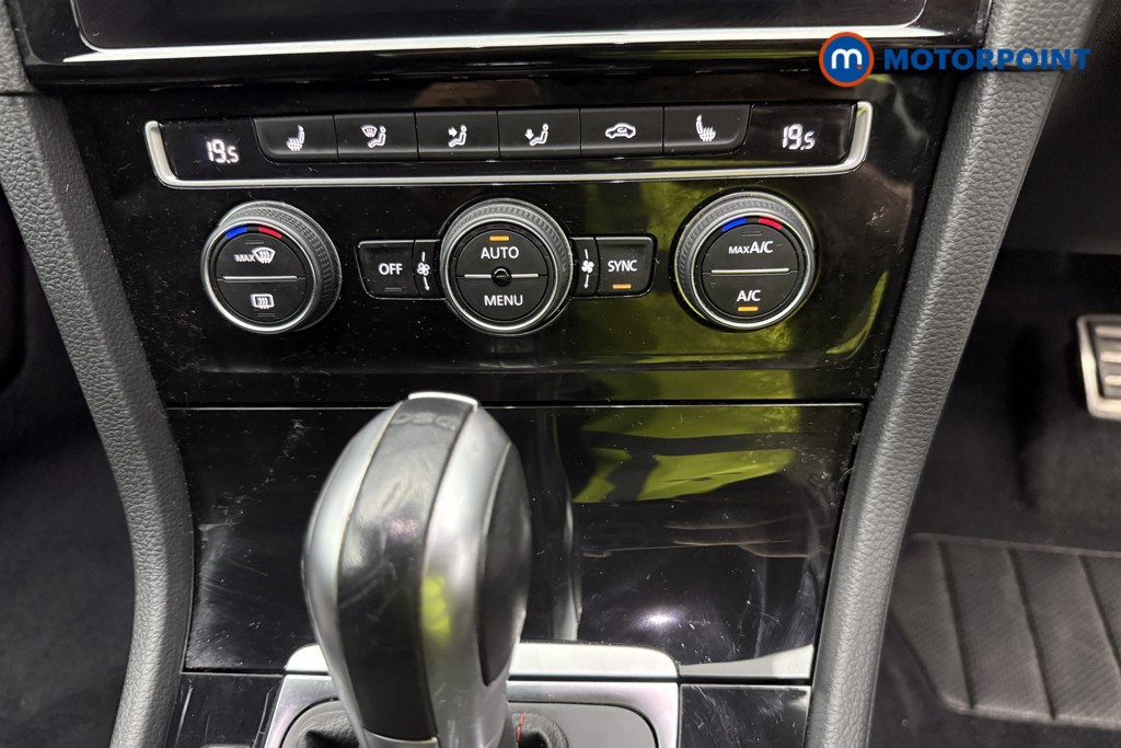 Used Volkswagen Golf 2019 for sale - 76394533: Photo 33