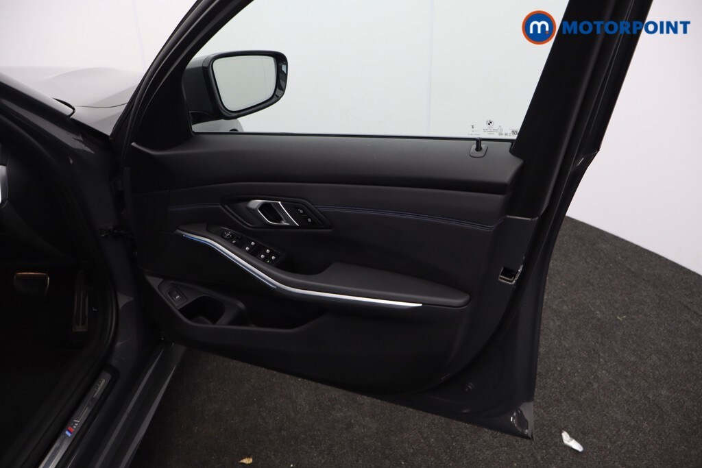 Used BMW 3 Series 2024 for sale - 78078370: Photo 24