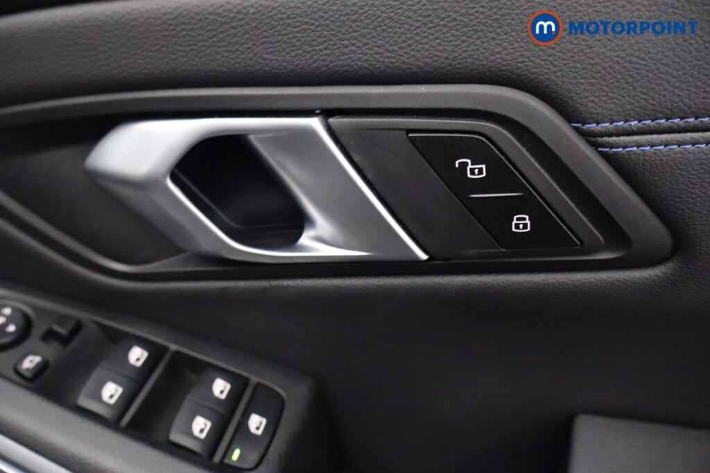 Used BMW 3 Series 2024 for sale - 78078370: Photo 27