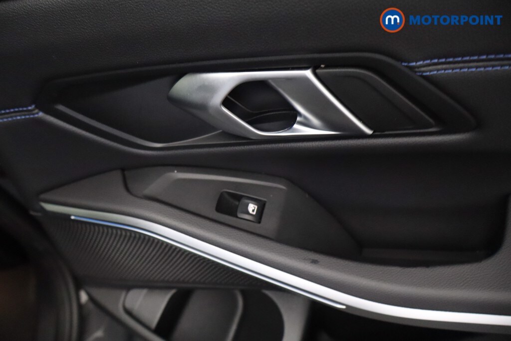 Used BMW 3 Series 2024 for sale - 78078370: Photo 33