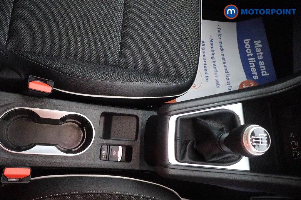 Used Renault Captur 2024 for sale - 76697218: Photo 15