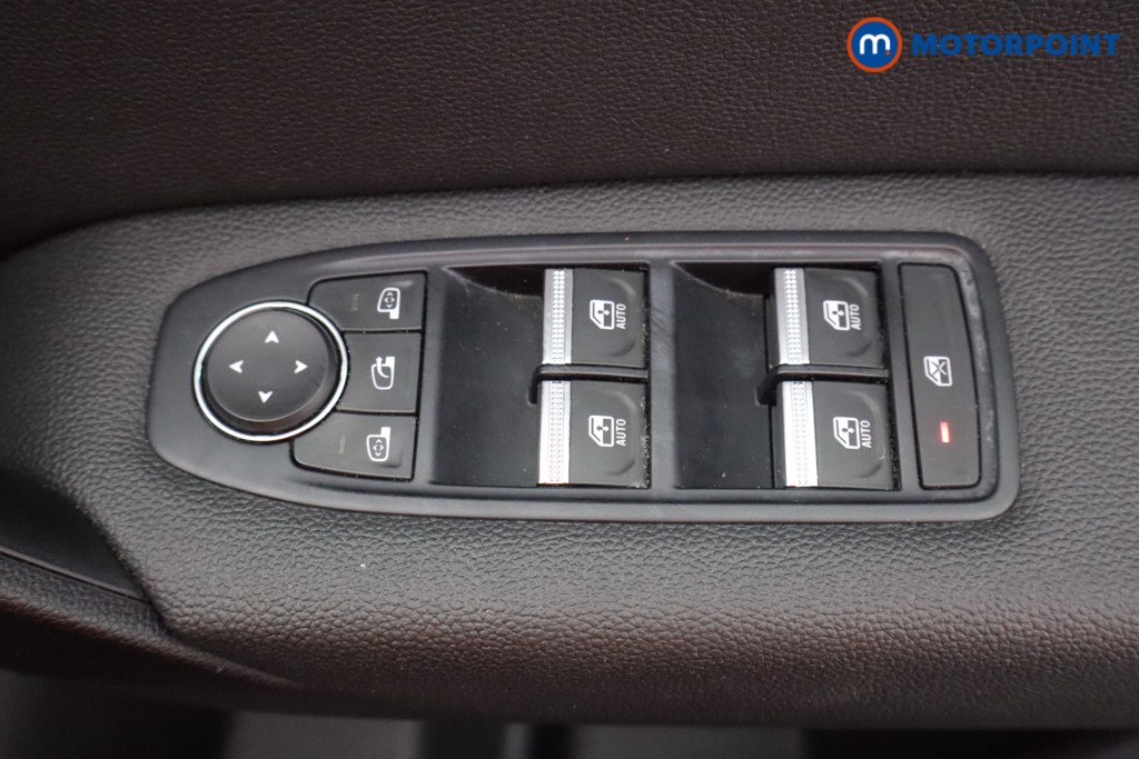 Used Renault Captur 2024 for sale - 76697218: Photo 17