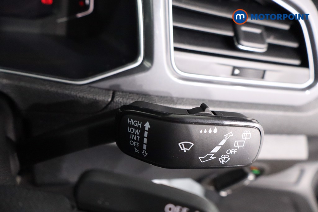 Used Volkswagen T-Roc for sale - 78106901: Photo 23