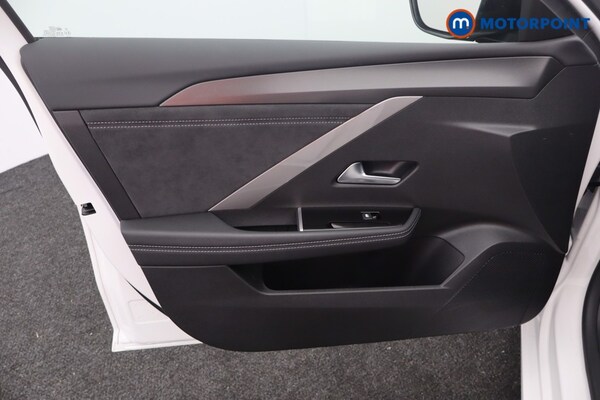 Used Vauxhall Astra 2023 for sale - 76127868: Photo 28
