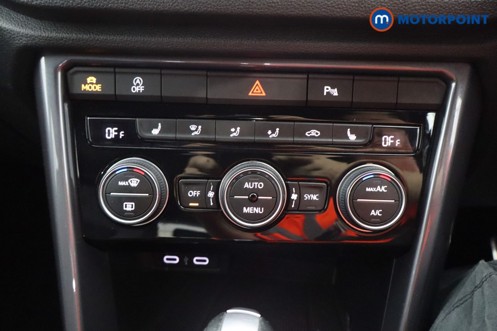 Used Volkswagen T-Roc 2021 for sale - 76067825: Photo 16