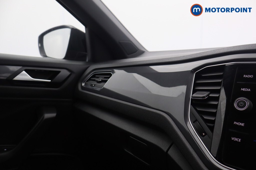 Used Volkswagen T-Roc 2021 for sale - 76067825: Photo 18