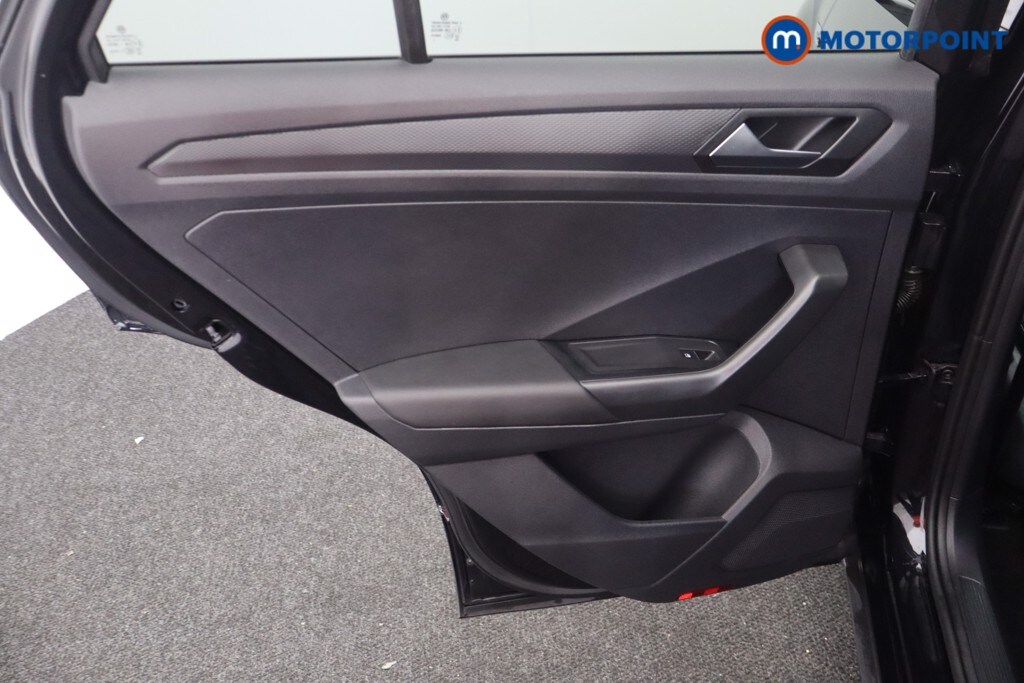 Used Volkswagen T-Roc 2021 for sale - 76067825: Photo 27