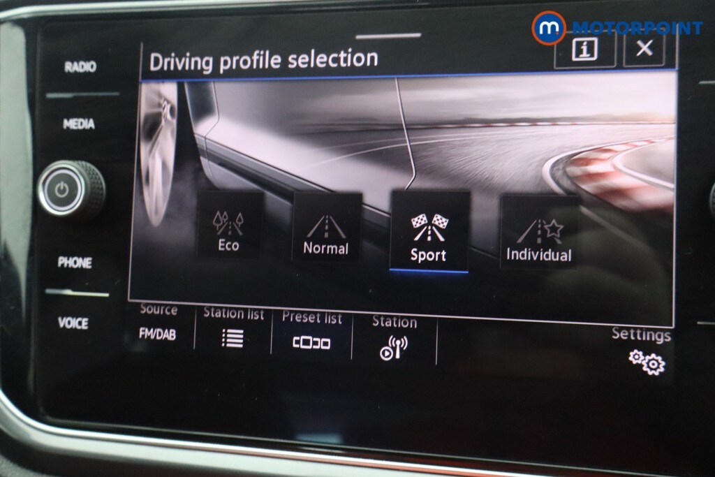 Used Volkswagen T-Roc 2021 for sale - 76067825: Photo 33