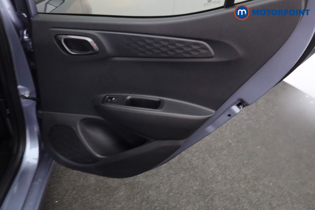 Used Hyundai i10 2024 for sale - 77392328: Photo 25