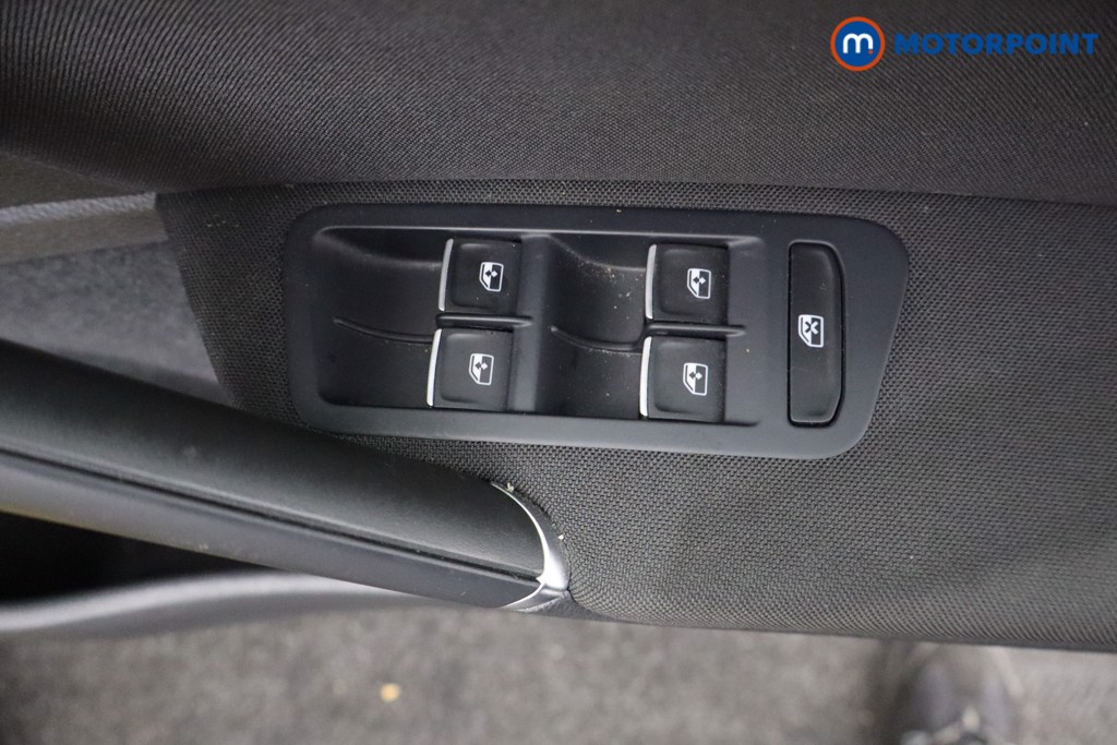 Used Volkswagen Golf 2018 for sale - 76491760: Photo 19