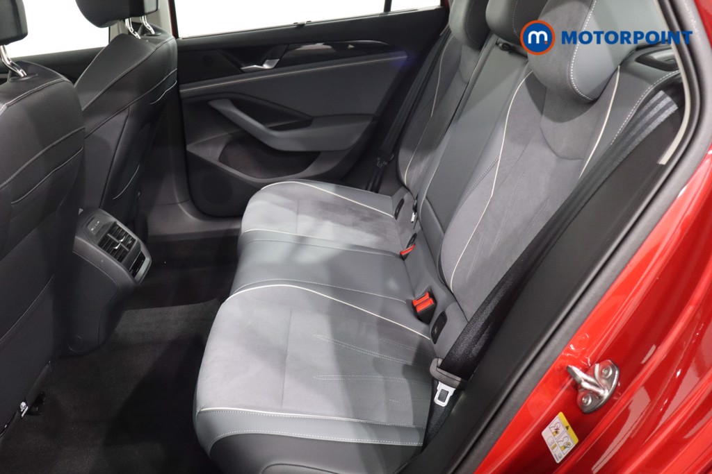 Used Volkswagen Passat 2025 for sale - 77013802: Photo 13