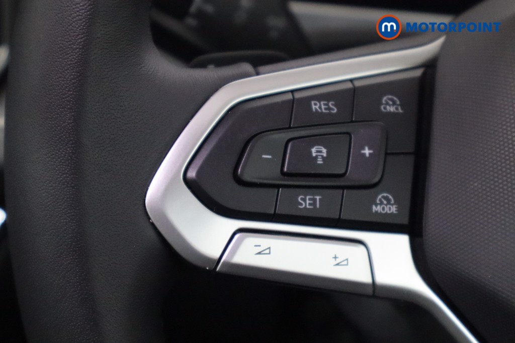 Used Volkswagen Passat 2025 for sale - 77013802: Photo 15