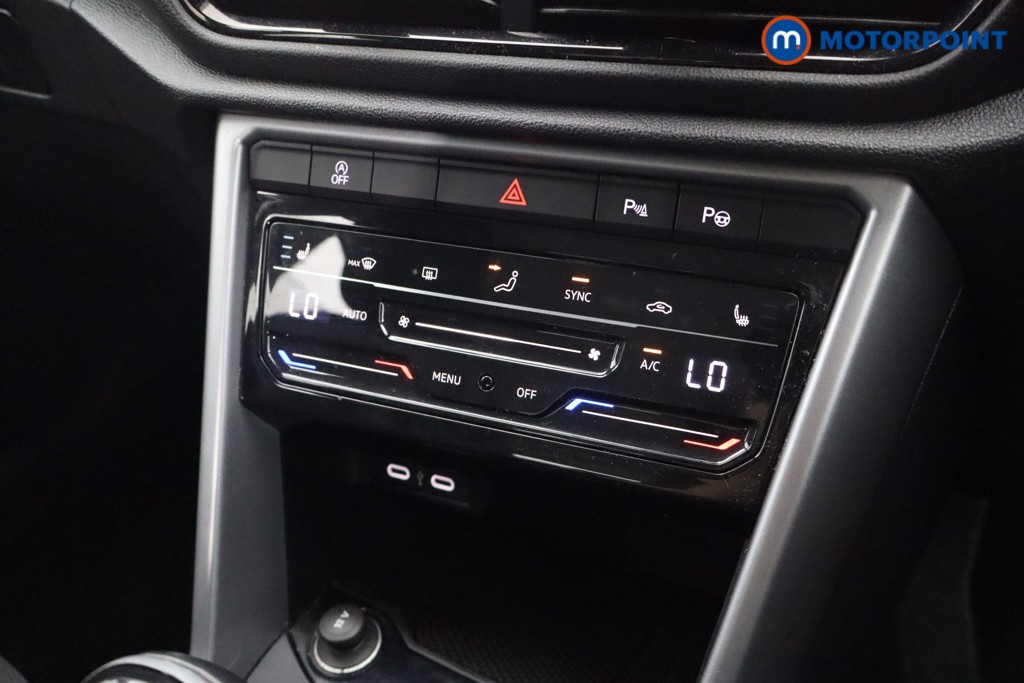 Used Volkswagen T-Roc 2023 for sale - 78187497: Photo 14