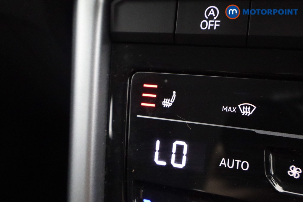 Used Volkswagen T-Roc 2023 for sale - 78187497: Photo 32