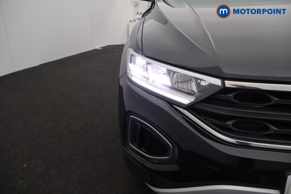 Used Volkswagen T-Roc 2023 for sale - 78187497: Photo 35