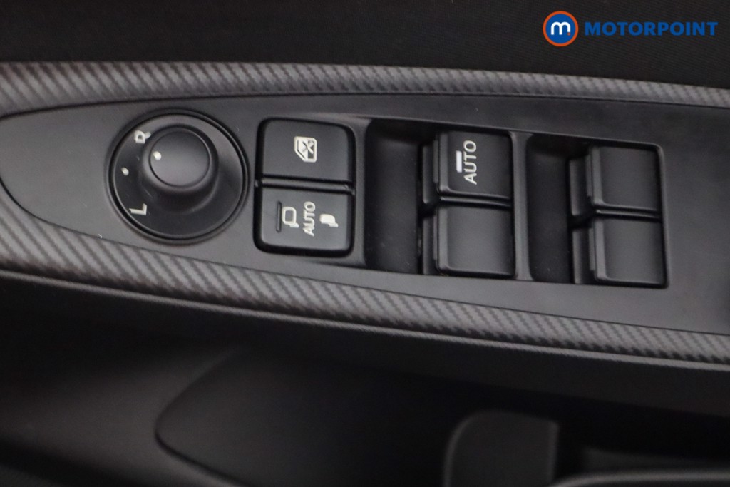 Used Mazda Mazda2 2024 for sale - 77393989: Photo 18