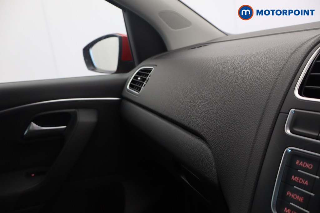 Used Volkswagen Polo 2016 for sale - 76557655: Photo 18