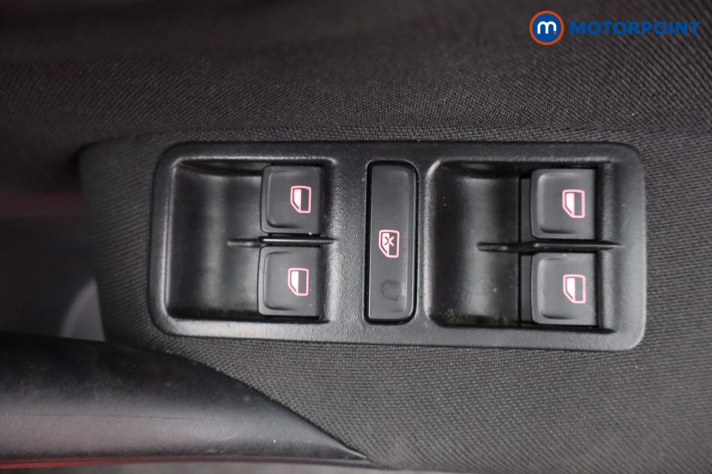 Used Volkswagen Polo 2016 for sale - 76557655: Photo 19