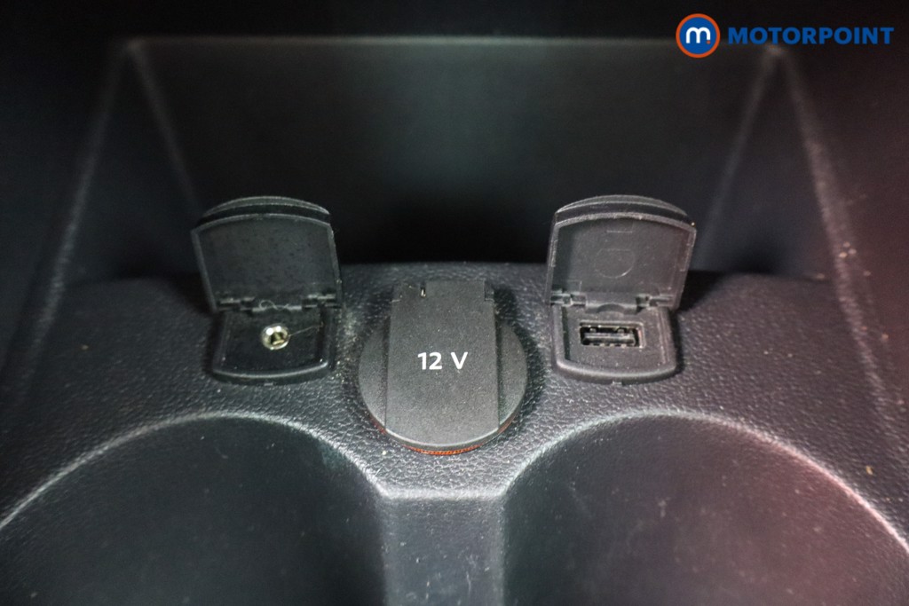 Used Volkswagen Polo 2016 for sale - 76557655: Photo 34