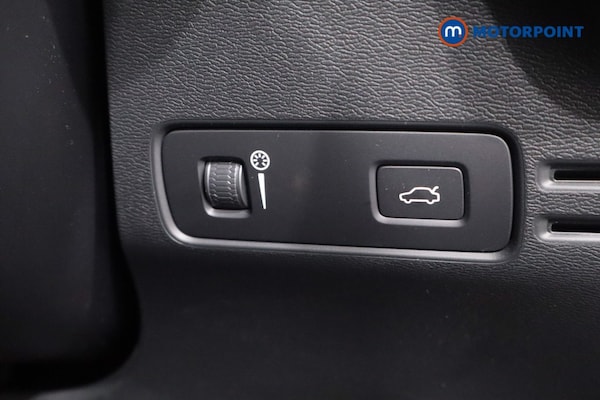 Used Volvo XC40 2021 for sale - 76244919: Photo 30