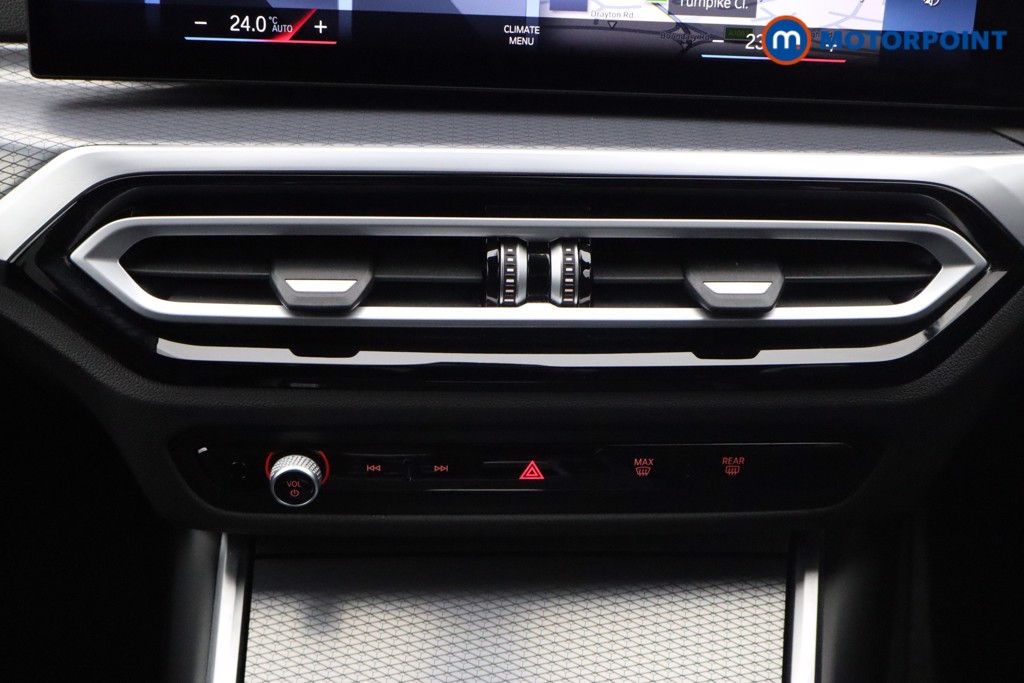 Used BMW 3 Series 2024 for sale - 77002190: Photo 11