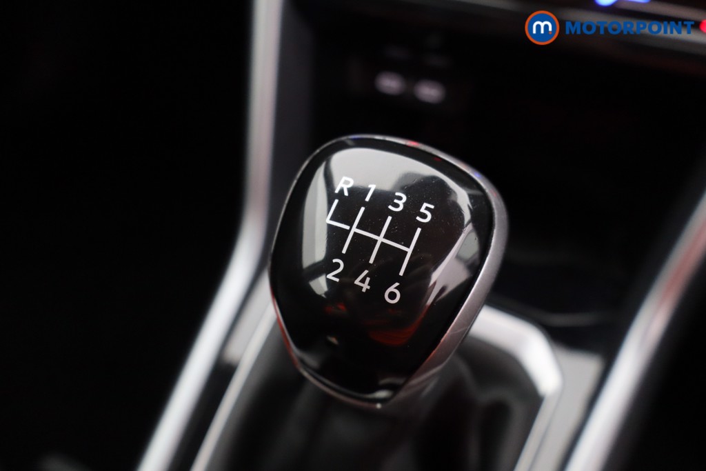 Used Volkswagen T-Roc for sale - 78106940: Photo 36