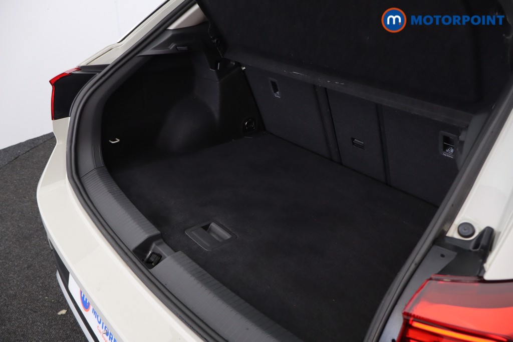 Used Volkswagen T-Roc for sale - 78106940: Photo 45