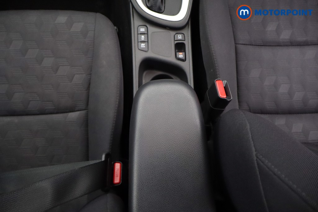 Used Toyota Yaris 2024 for sale - 78081900: Photo 13