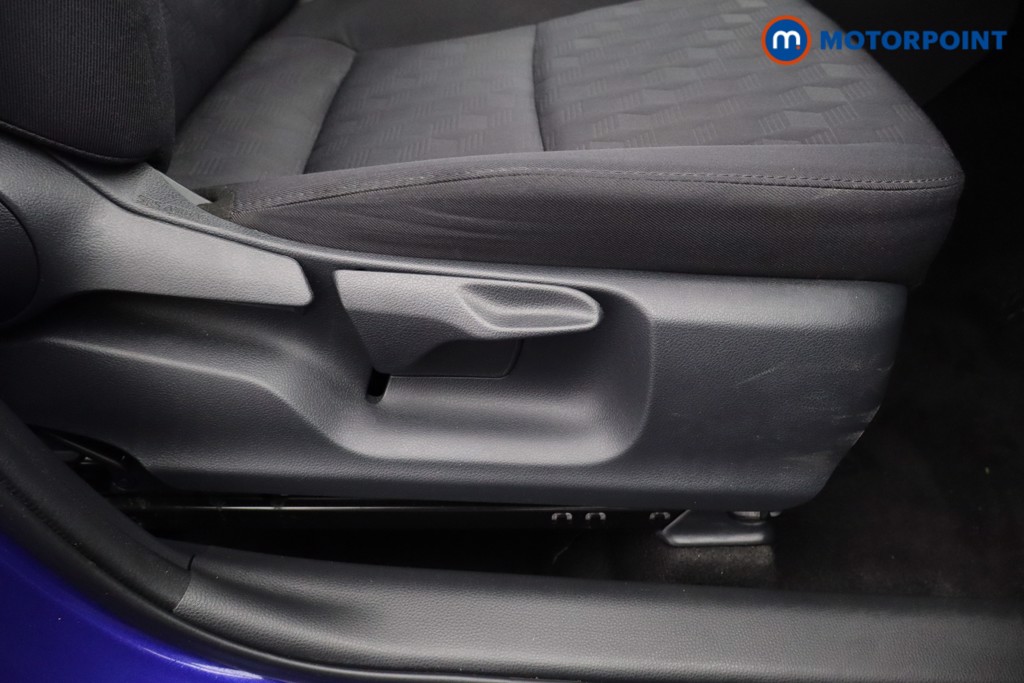 Used Toyota Yaris 2024 for sale - 78081900: Photo 27