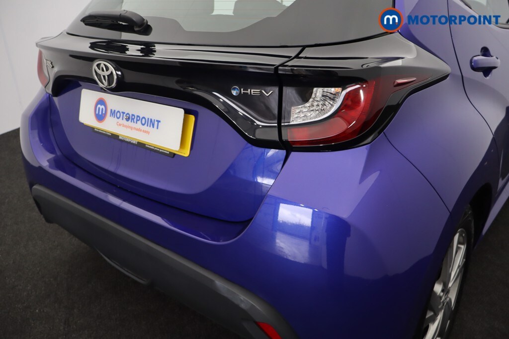 Used Toyota Yaris 2024 for sale - 78081900: Photo 42