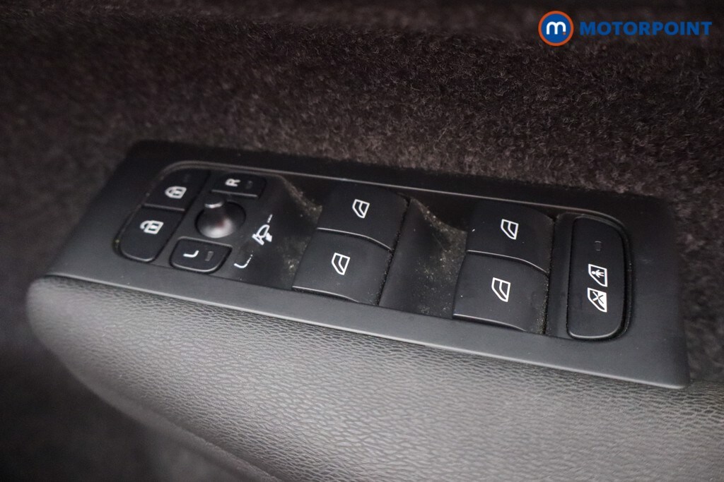 Used Volvo XC40 2023 for sale - 75947072: Photo 19