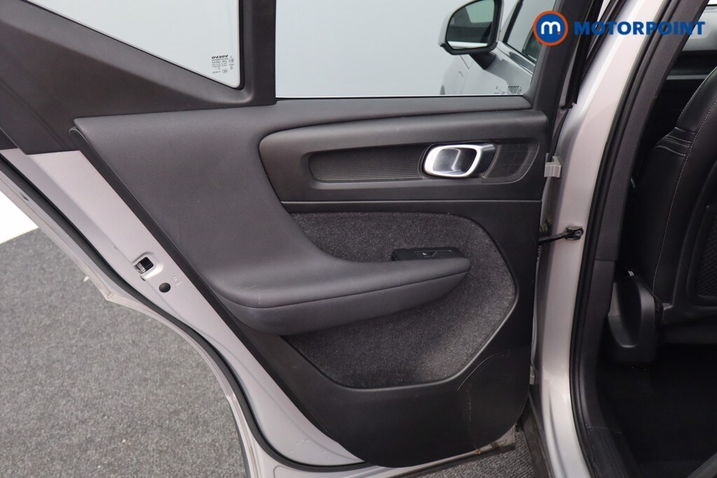 Used Volvo XC40 2023 for sale - 75947072: Photo 27