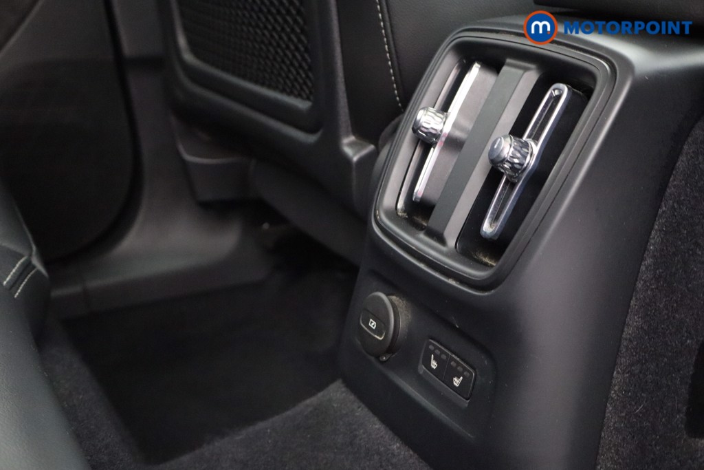 Used Volvo XC40 2023 for sale - 75947072: Photo 36