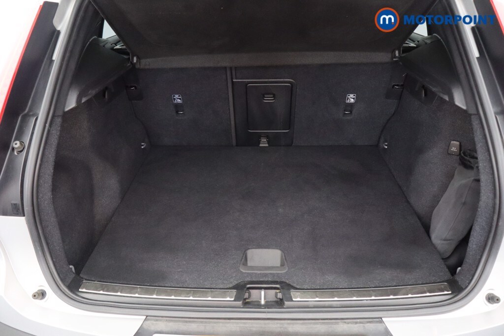 Used Volvo XC40 2023 for sale - 75947072: Photo 46