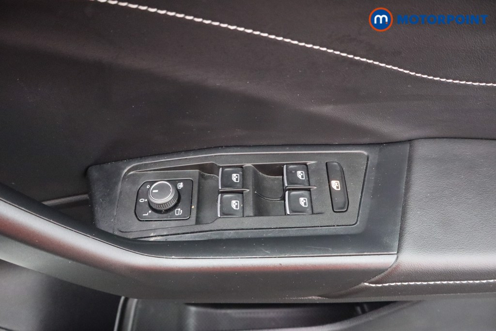 Used Volkswagen T-Roc 2023 for sale - 76545564: Photo 14