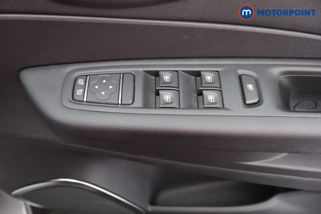 Used Renault Captur 2018 for sale - 76508446: Photo 17