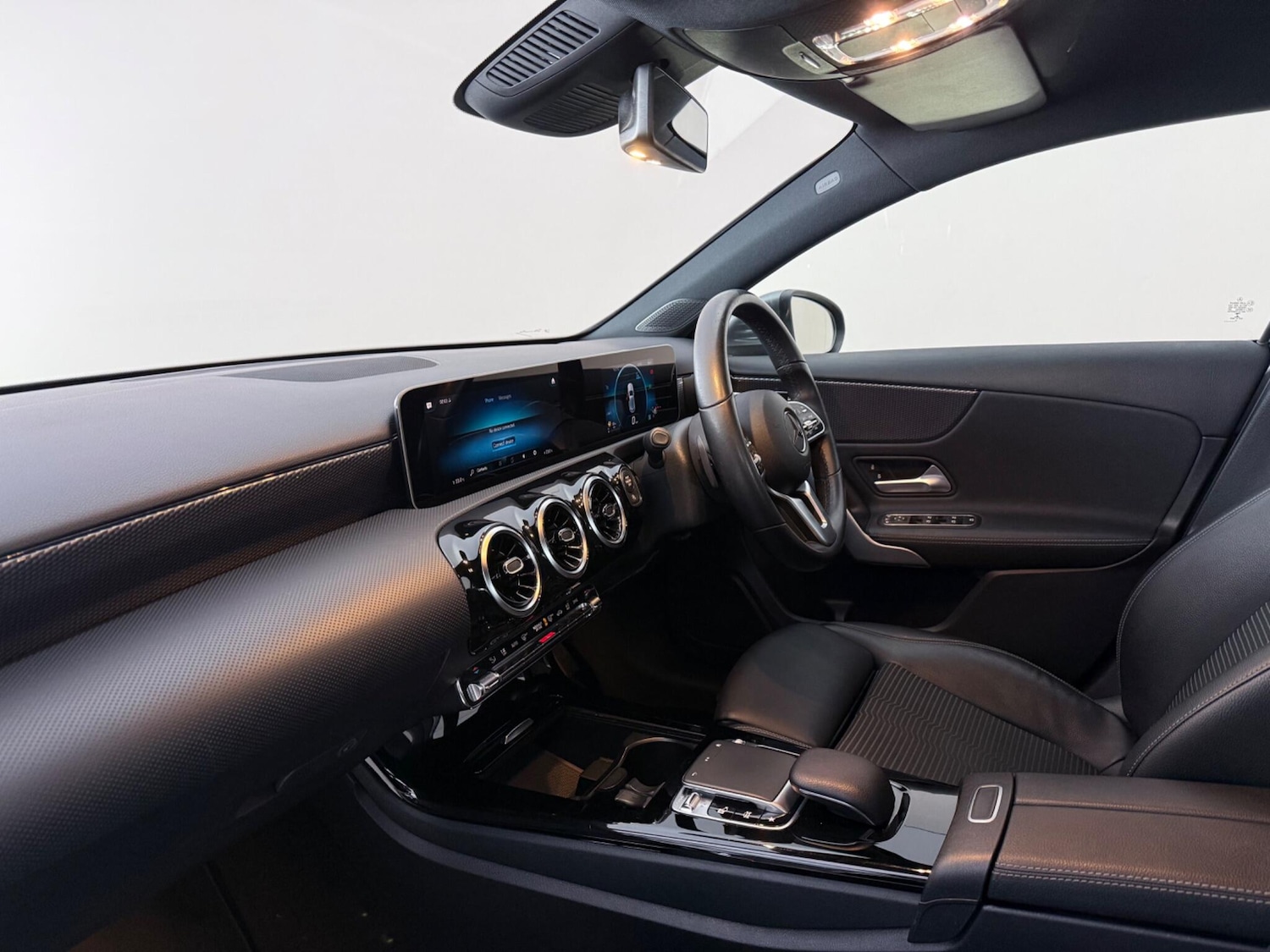 Used Mercedes-Benz A-Class 2018 for sale - 78063178: Photo 16