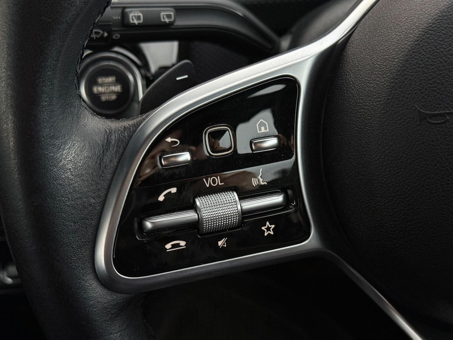 Used Mercedes-Benz A-Class 2018 for sale - 78063178: Photo 20