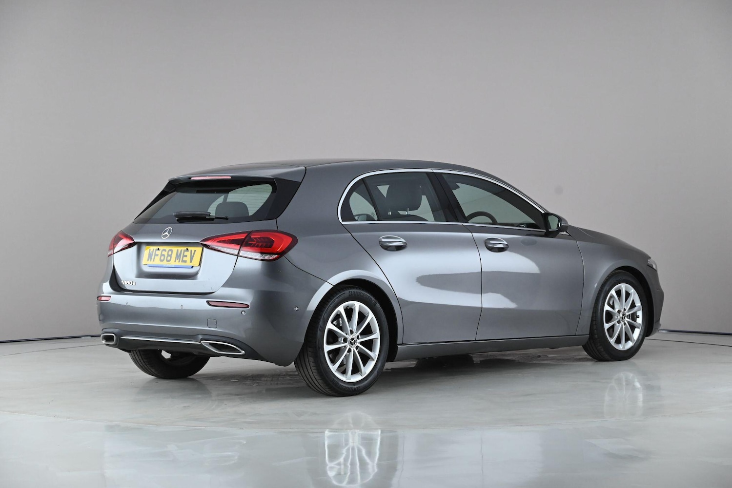 Used Mercedes-Benz A-Class 2018 for sale - 78063178: Photo 5