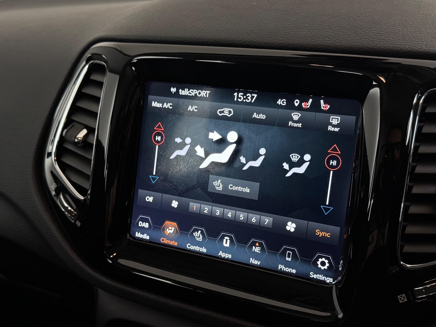 Used Jeep Compass 2021 for sale - 76466826: Photo 28