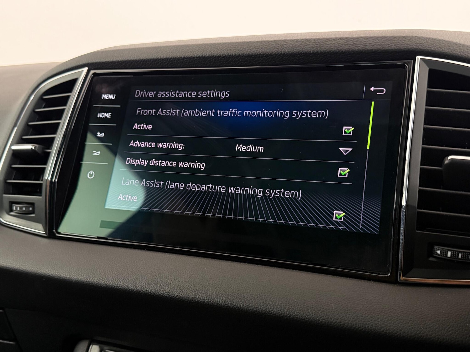 Used Skoda Karoq 2018 for sale - 77246807: Photo 32