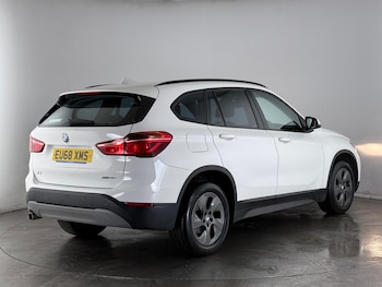 Used BMW X1 2018 for sale - 77131674: Photo