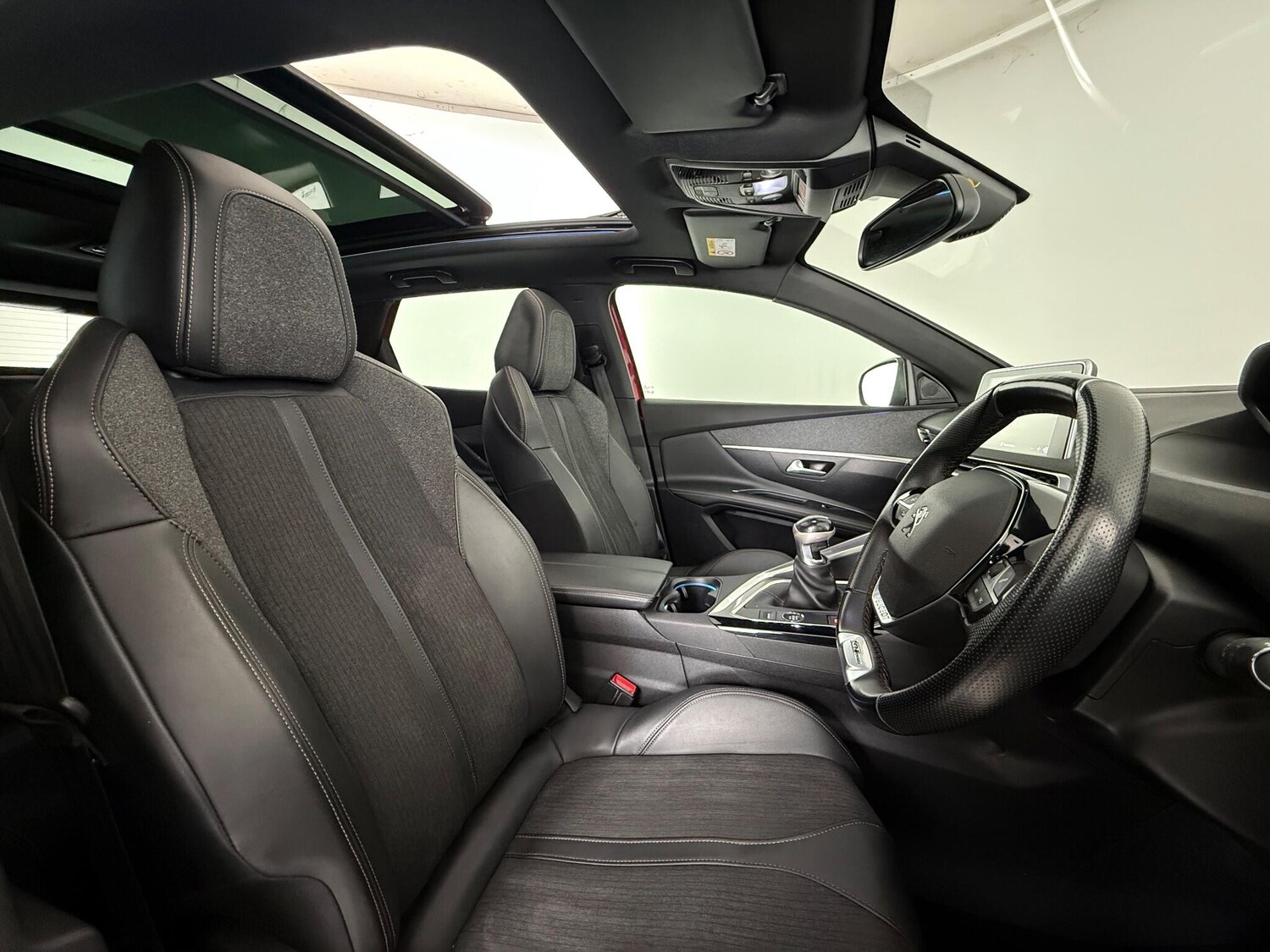 Used Peugeot 3008 2019 for sale - 77246210: Photo 11