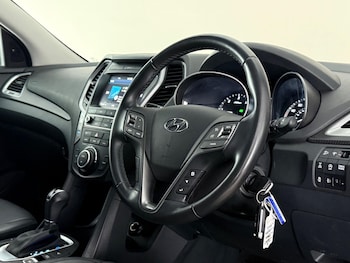 Used Hyundai Santa Fe 2016 for sale - 78966389: Photo