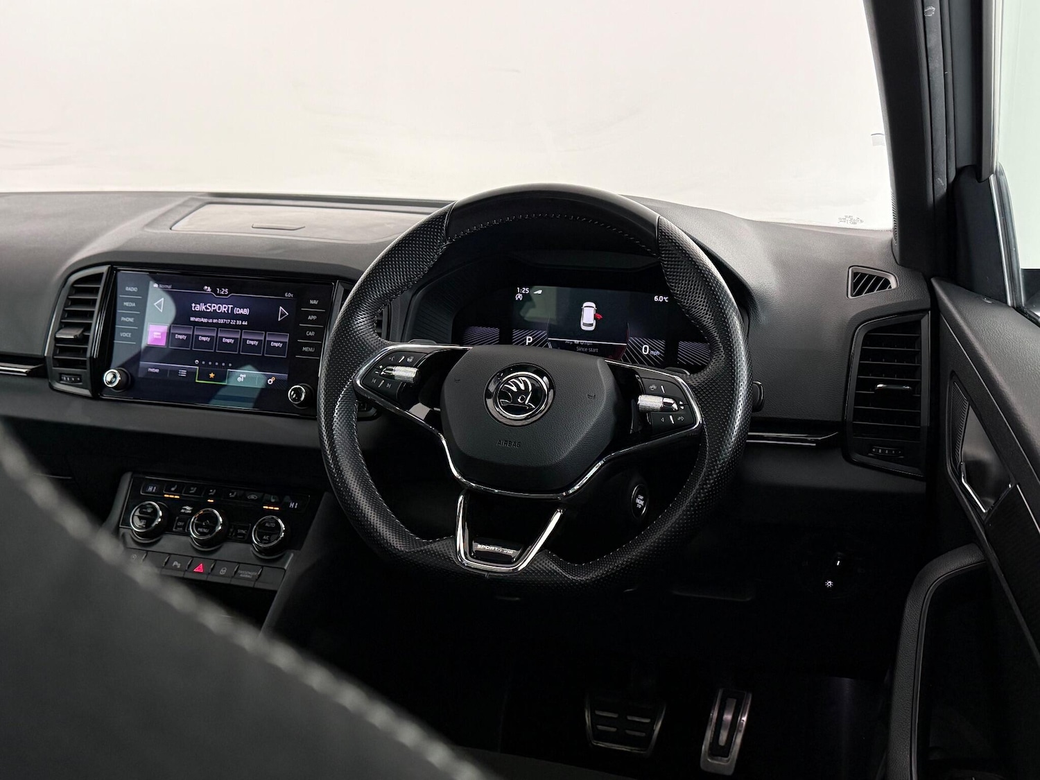 Used Skoda Karoq 2022 for sale - 77306419: Photo 16