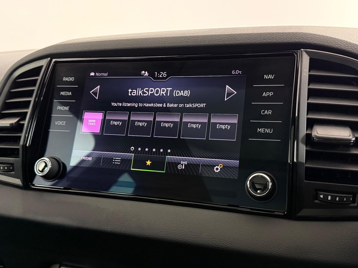 Used Skoda Karoq 2022 for sale - 77306419: Photo 25