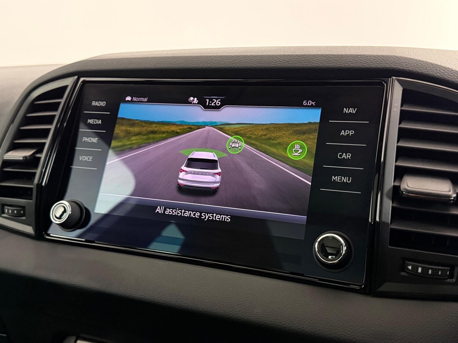 Used Skoda Karoq 2022 for sale - 77306419: Photo 26