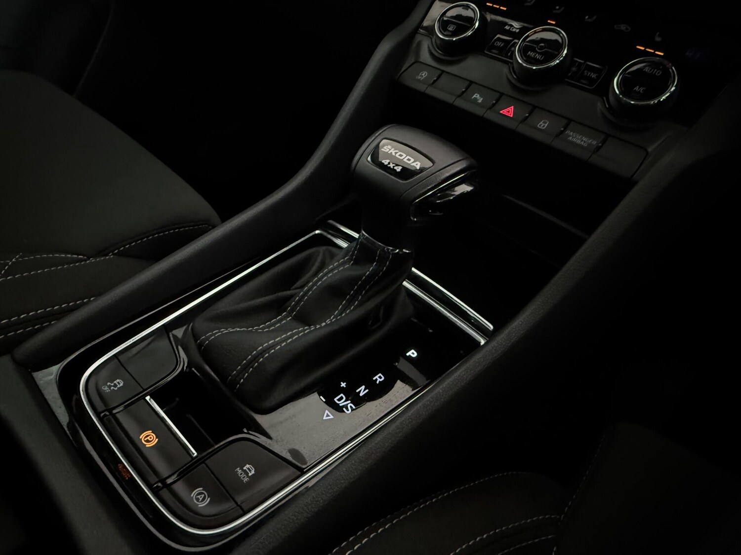 Used Skoda Karoq 2022 for sale - 77306419: Photo 31